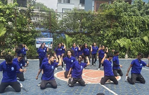 नेक इग्नियमको प्रवर्द्धनका लागि फ्ल्यास मोब