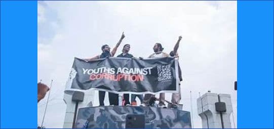 भ्रष्टाचारी र बिचौलियाको दोहोलो