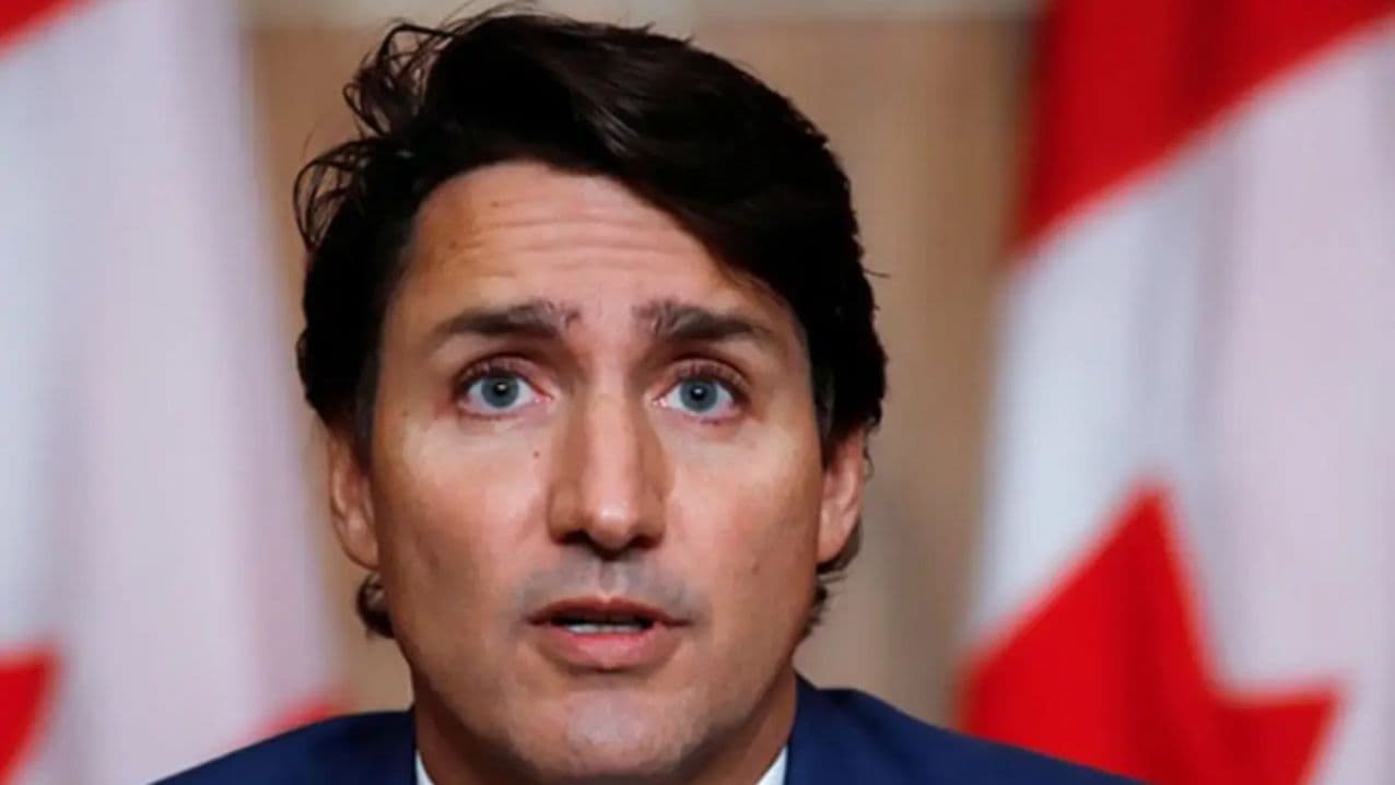 Trump Trolls Trudeau 
After Canadian PM Resigns