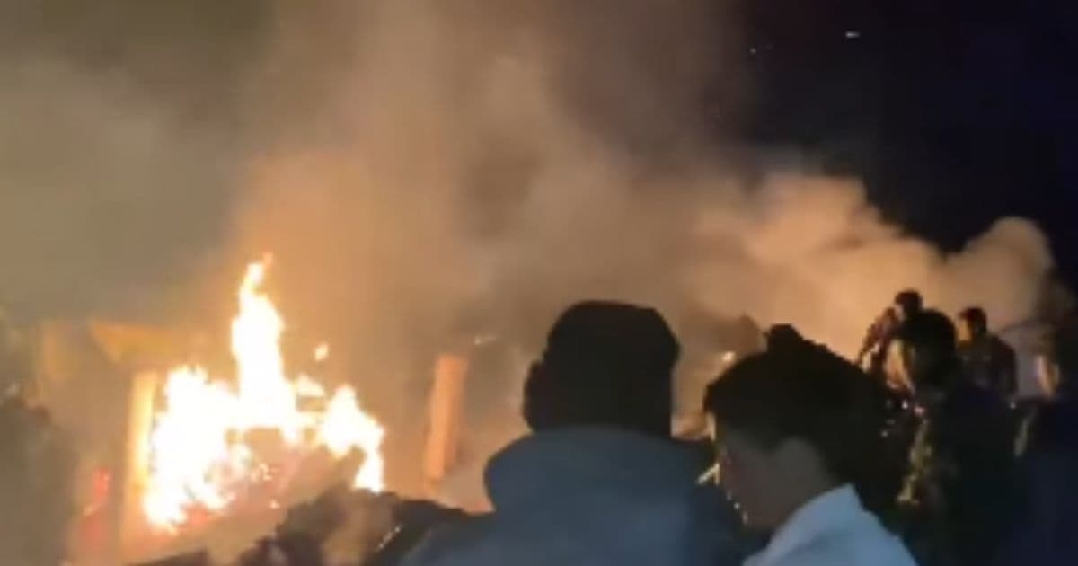 ताप्लेजुङमा आगलागी हुँदा चार घर जल्याे