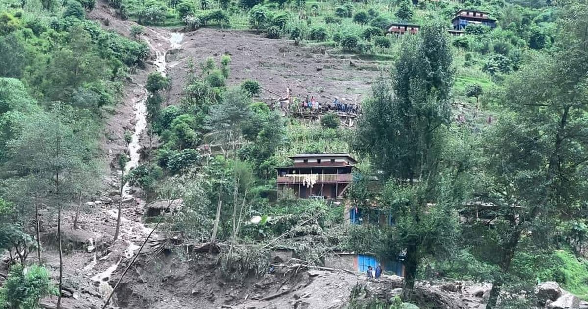 बाढी पहिरोबाट बडिगाडमा ५० परिवार विस्थापित