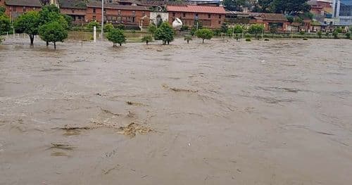 बाढी पहिराेमा परि उपत्यकामा २१ जनाकाे ज्यान गयाे