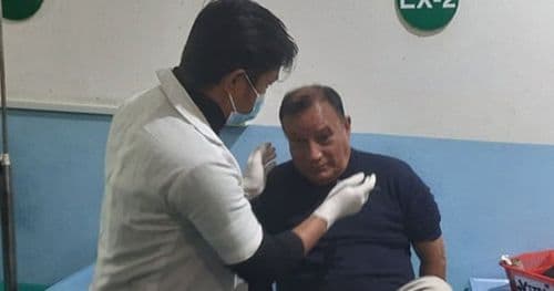 पूर्वमुख्यमन्त्री माथि हातपात गर्ने दुई जना पक्राउ