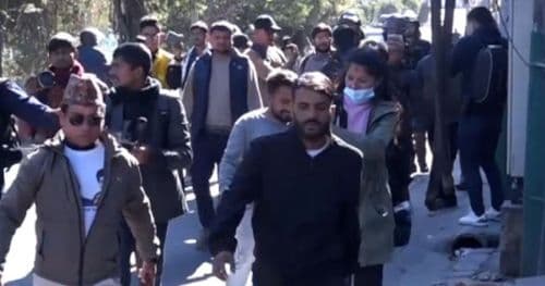 बिजुलीबजारमा राजावादीकाे प्रदर्शन