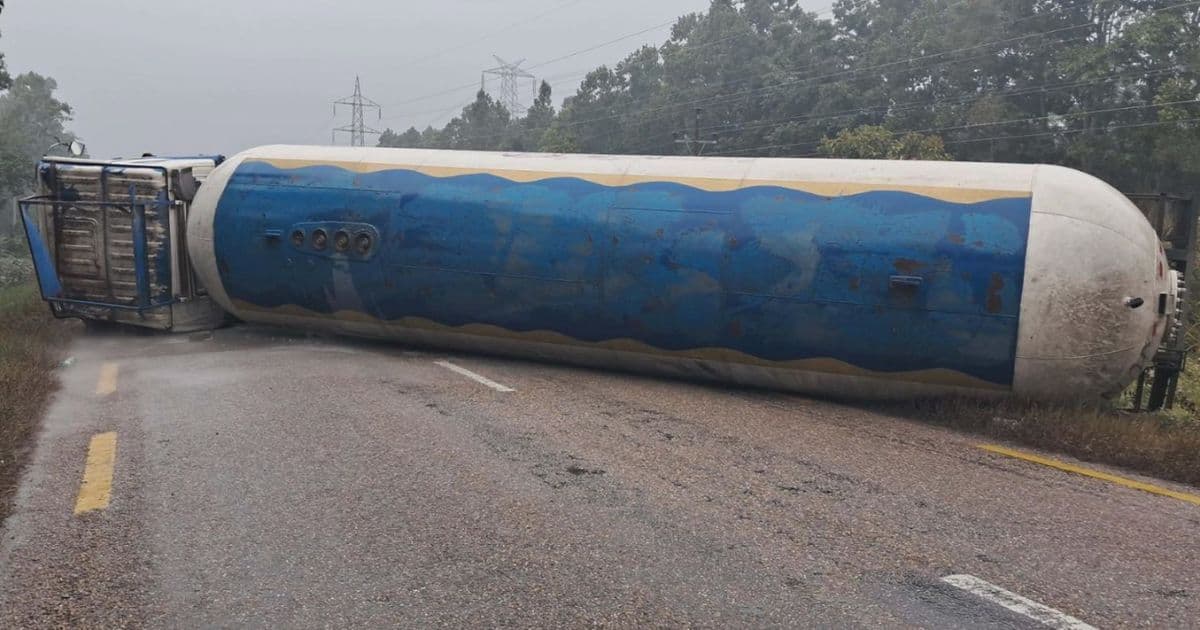 एलपी ग्यास बोकेको ट्यांकर दुर्घटना, राजमार्ग अवरुद्ध