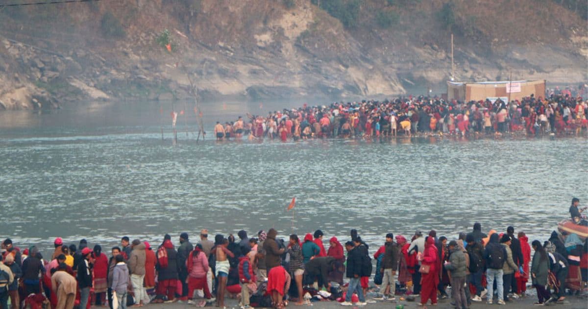 त्रिवेणीधाममा माघे औँसी स्नान गर्नेको घुइँचो