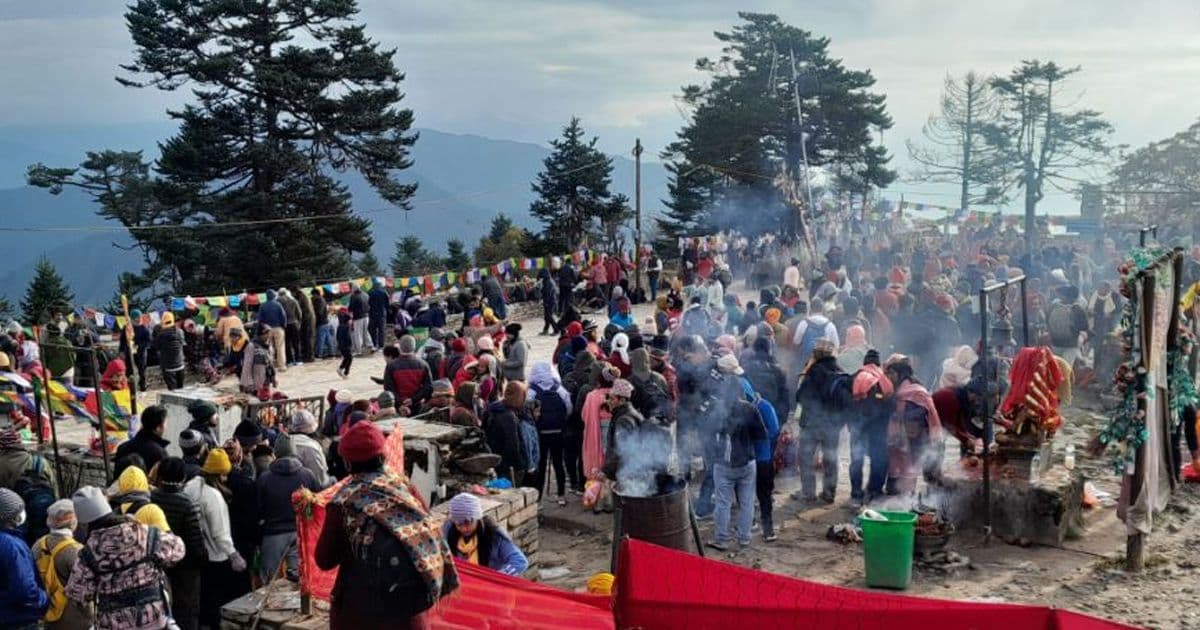 हिँजाे शनिबार पाथीभरामा सबैभन्दा धेरै दर्शनार्थी पुगे