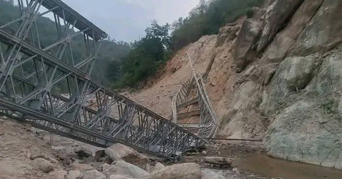 निर्माणाधीन बेलिब्रिज भत्किँदा तीन जनाको मृत्यु