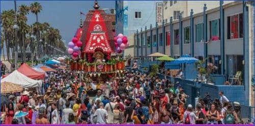 People Throng ISKCON ‘s Golden Jubilee Ratha-yatra In Los Angeles