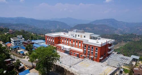 प्रधानमन्त्रीले चौताराको अत्याधुनिक अस्पतालको उद्घाटन गर्ने