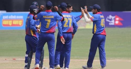 आईसीसी विश्वकप एशिया छनोटमा नेपाल हङकङसँग खेल्दै