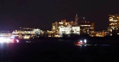 अमेरिकी एयरलाइन्स र हेलिकप्टर ठोक्कियो