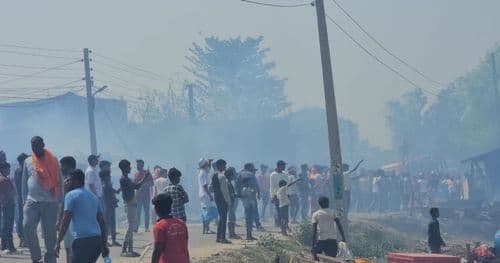 आगलागीले दुई वटा बस्तीका ९७ घर जलेर नष्ट