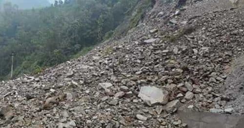 नारायणगढ-मुग्लिन सडक अवरुद्ध