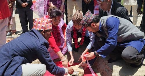 हिमानी र हृदयेन्द्रद्वार सुत्केरी सेवा केन्द्रको शिलान्यास